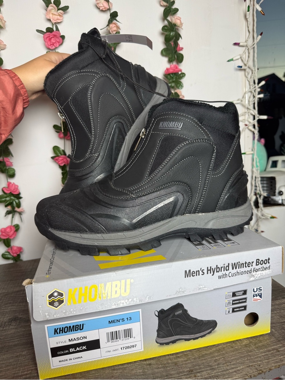 Khombu Men's Black Insulated Winter Boots